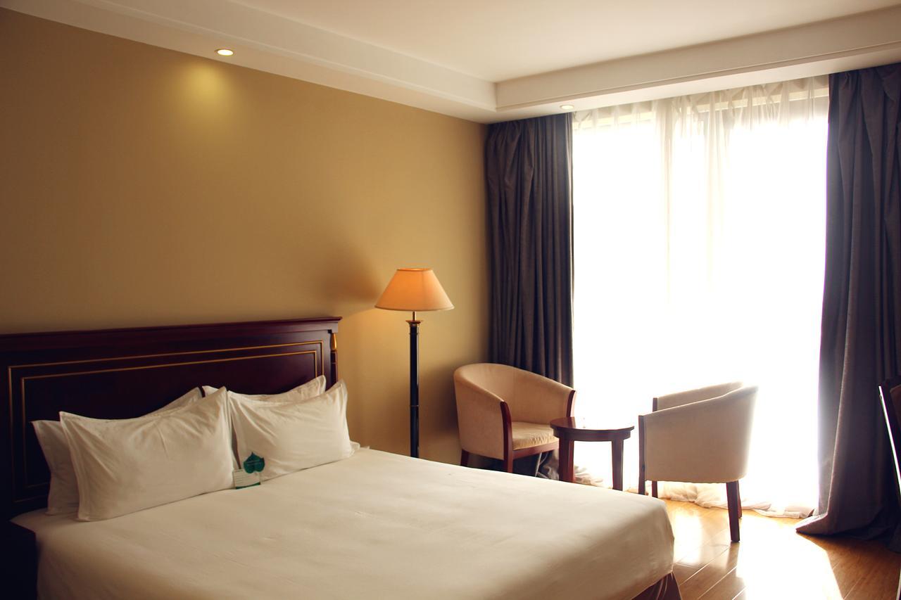Bintumani Hotel Φρίταουν Δωμάτιο φωτογραφία